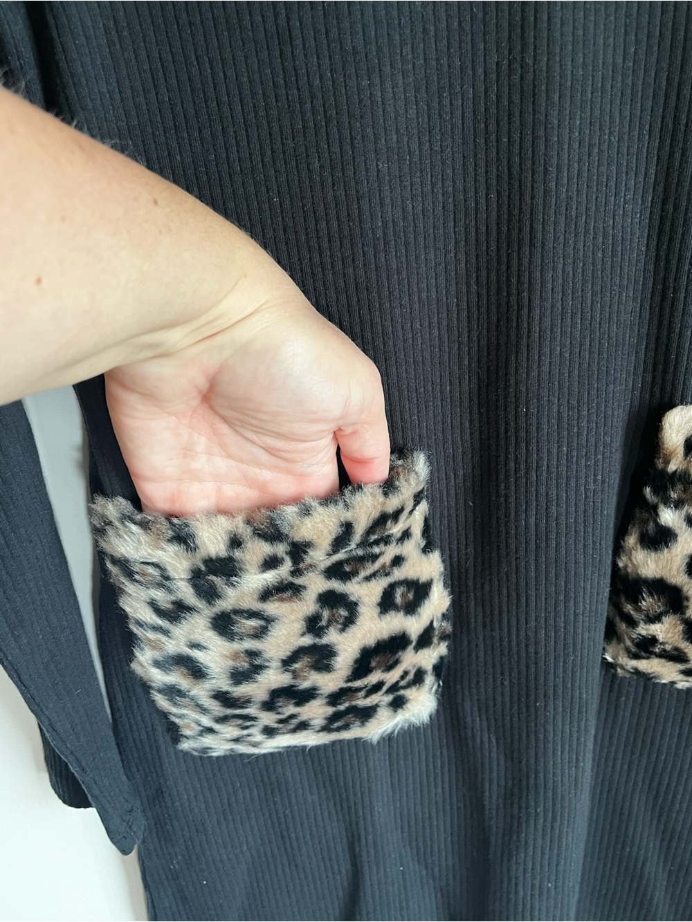 Crewcuts Black Ribbed Dress Leopard Print Faux-Fur Pockets Size 12 - Picture 4 of 11